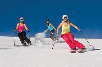 032714-SpringSki_MtRose_3girls