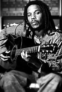 071014-Spot_StephenMarley