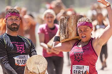 081414-Mudder_LogCarry2-23