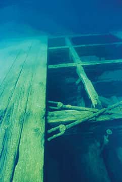 101614-Ghost_Shipwreck_truss
