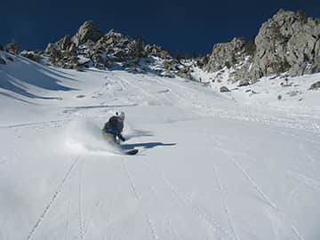 121814-Local_powder-day-above-emerald-bay