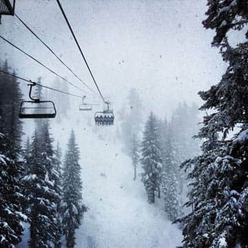 031215-TahoeTime_YourTahoe_skilift