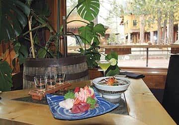 031215-Tastes_Chirashi,Ramen,SakeFlight,ChiliCilantro-Souchu-