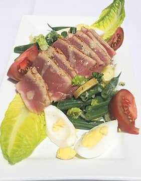 062515-Tastes_SaladNicoise