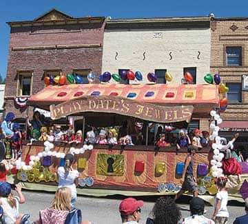 070215-4th_TruckeeParade