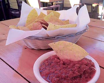 090315-Tastes_ChipsandSalsa