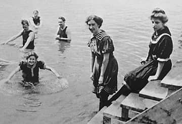 091015-SierraStories_Tahoe_Tavern_Swimmers