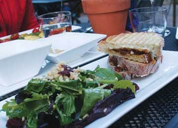 091715-Tastes_Sando