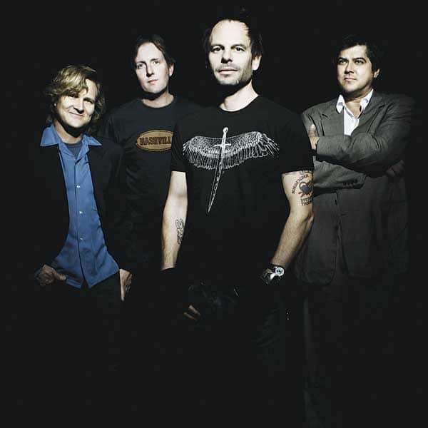 061616-Music_GinBlossoms_c.SakiPhotography