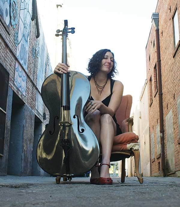 081816-LiveMusic_DirtyCello