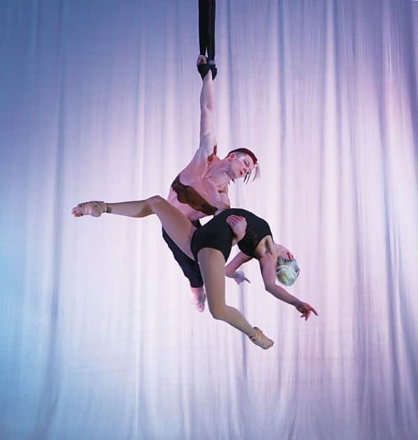 082516-MUSIC_InnerRhythms_Totems_Aerialists_Stuart_Luba