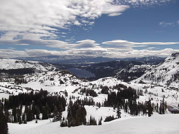 111716-ski_donnerskiranch