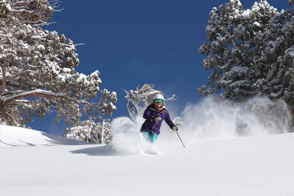 111716-ski_intro_squaw_c-daveshari