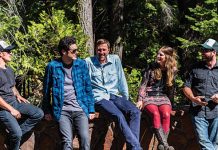 Dead Winter Carpenters