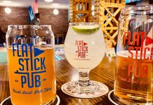 Flatstick Pub, mini golf opens