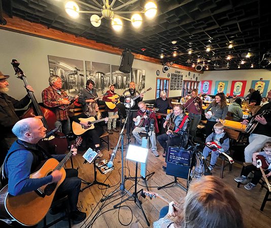 Truckee Bluegrass Jam welcomes all pickers